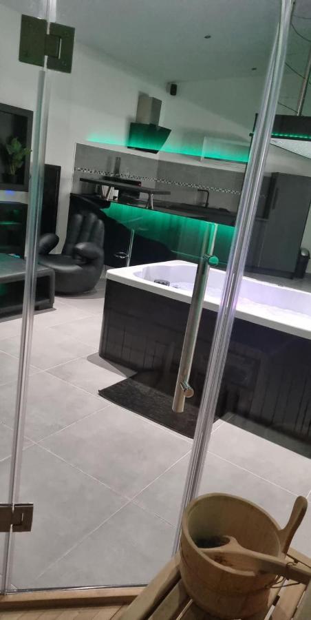 Mezza 47 Spa Precy-sur-Oise Екстериор снимка